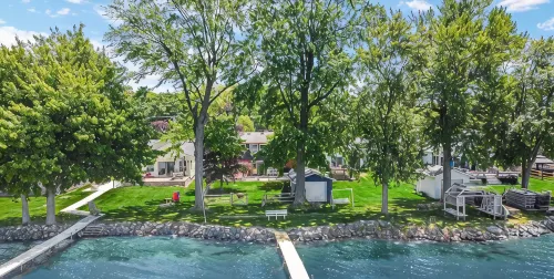 New! Sunset Shores: Lakefront home with private pier/huge fenced yard!