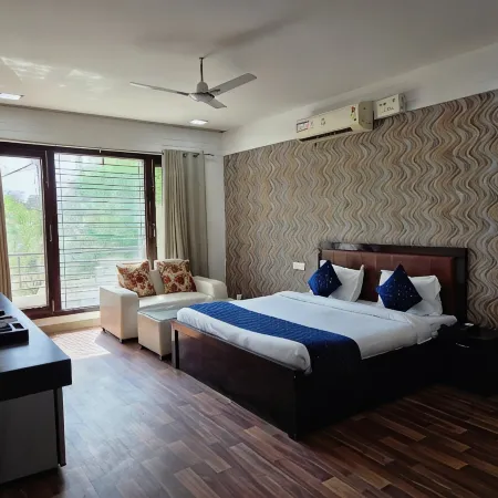 Posh Classic, Sector 45, Millenium City Centre, Gurugram