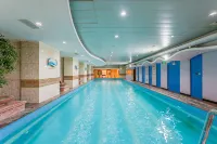 Phoenix Hotel - Pools