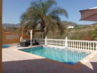 Cozy campground in beautiful Salobrena with WiFi, AC