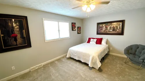 Modern Clean Interior. Near ETSU & JC Med Center