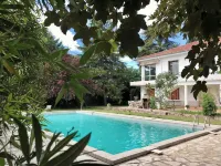 Beautiful house with large spring-water pool at the gateway to the Cévennes - Wi-Fi
