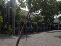 D'Java Hotel Kudus - parking
