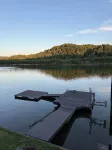 Charming 2-bedroom house with private dock in  Draper Va on Claytor Lake - 3-Star