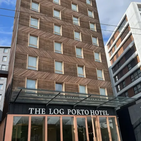 The Log Porto Hotel by Piamonte Hotels