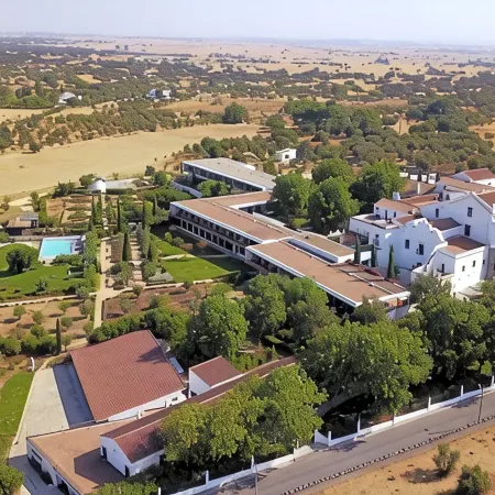 Convento do Espinheiro, Historic Hotel & Spa
