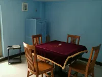 Guangzhou Jiujiafang Hostel - Inns