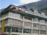 Hotel Yak