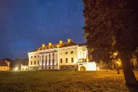 Pakruojis Manor's Palace Boutique Hotel Hotel di 