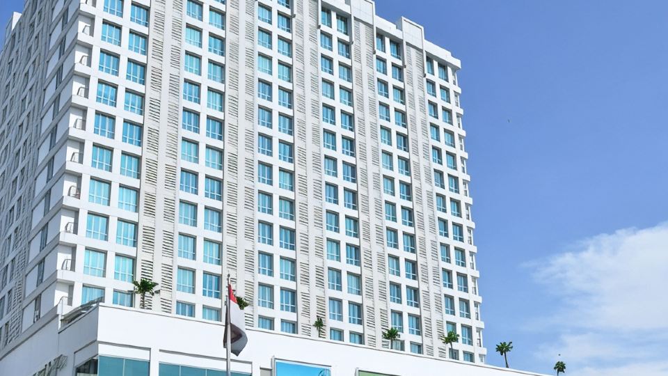 The Square Surabaya Hotel