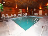 Best Western Inn  Suites - Swimmingpools