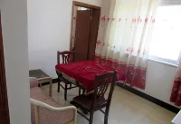 Zanhuang Dexin Hotel - parkir