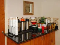Best Western Hazlet Inn - breakfast