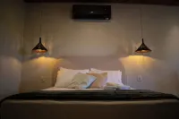 Celeste Suites, in Vale dos Vinhedos with Bathtub and Colonial Breakfast - Homestays