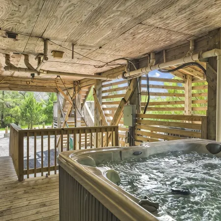 3 Mins to Beach, Cozy Frisco 3Bd w/ Hot Tub