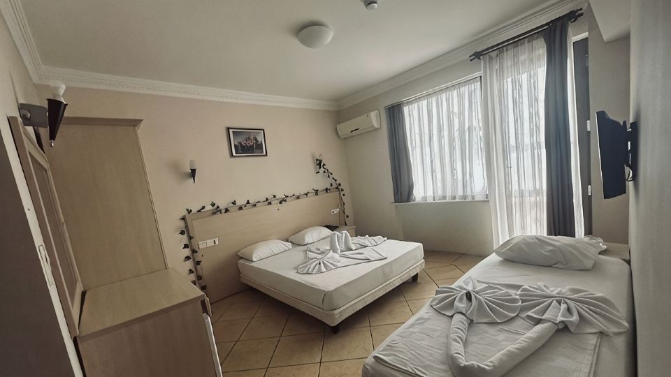 Kaunos Hotel