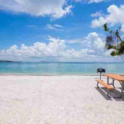 Charming waterfront 2-bedroom condo on Sanibel Island! Fitness & Recreational Facilities