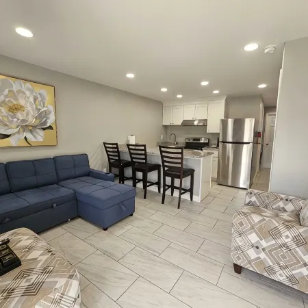 Charming 1-bedroom apartment in Lumberton with AC, WiFi