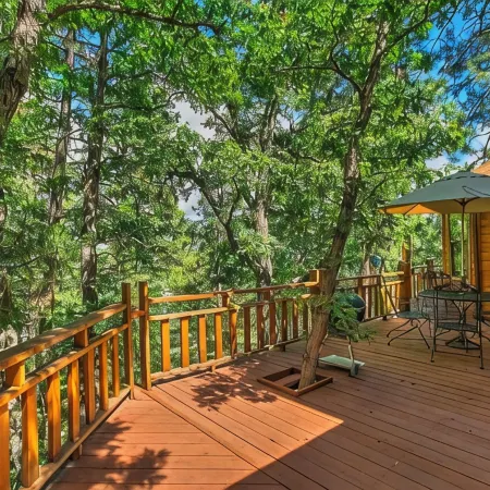 Peaceful, picturesque, Cabin in the mountains !