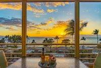 Rare Penthouse Ocean View Unit 3bd/2bth Upgraded - Boutique