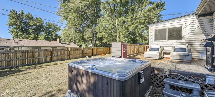 4BD - Hot Tub, BBQ, Games - 10 Mins to Olde Town 아바다 호텔
