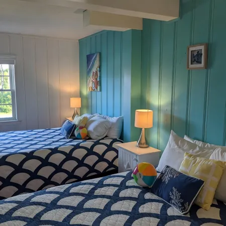 Surfside Inn Chatham