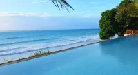 Baobab Beach Resort & Spa - Pools