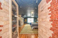 Large Family Lakehouse on the Coast with Stunning Water Views - balcony