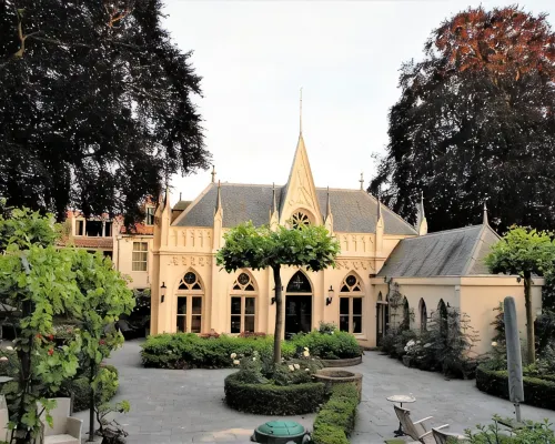 Exclusive location in an oasis of tranquillity in Hoorn (near Amsterdam Hotels in Hoorn