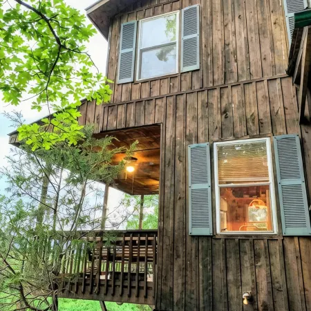 Cliffhanging Cabin over French Broad River between Hot Springs, NC and Gatlinburg Tn