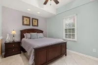 Dog Friendly Obx Retreat, Walk to Beach, Sleeps 2