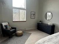 Sugarbush Mountainside Retreat - Ski in ski out - Balkoner