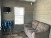 Tiny Homes for Rent, minutes to the Casino, Golf Course & Water Park