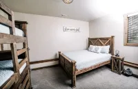 Barndominium with New indoor Gym located 8 miles from North shore of Bear Lake. - 3-Star