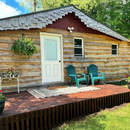 Cozy Cabin in Otter Lake