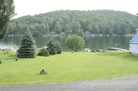 Historic Cottage- near Saratoga- on Summit Lake - Wifi