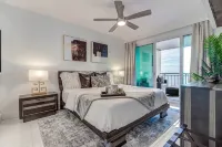 Gorgeous Oceanview 3BR Luxury Condo - "Latitude" - Boutique