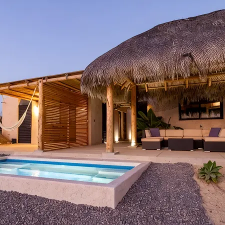 Private Villa - Heated Pool, Ocean View & Walk to Beach