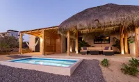 Private Villa - Heated Pool, Ocean View & Walk to Beach