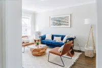Comfortable and Trendy Design 1Br in Lincoln Square - Condos