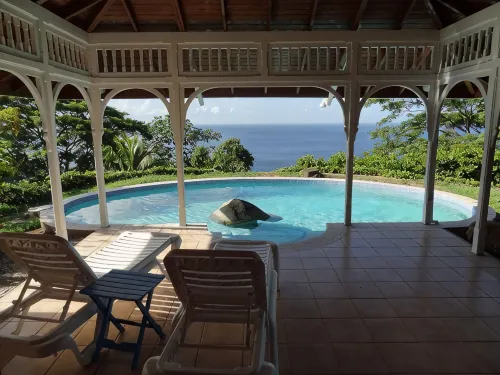 Beautiful, secluded, open plan cottage with spectacular sea views - Havudsigt