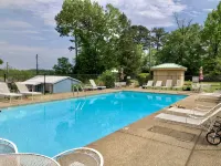 The Overlook at Lake Hamilton - Contemporary Design, Private Deck & Boat Slip!