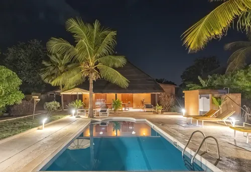 Villa Sarrène - Homestays