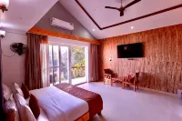 Blue Pine Resort - parking