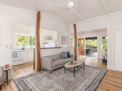 free parking - walk to Honl beach & Downtown Kona