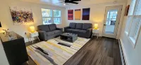 Style-Ish 2 bed lower with all season sun room