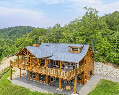 TIMBER RIDGE / LONG RANGE MOUNTAIN VIEWS / HOT TUB  / GAME ROOM / PET FRIENDLY Hotels in Broad River