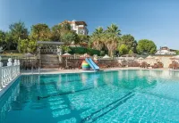 Temple Beach Hotel - Beach