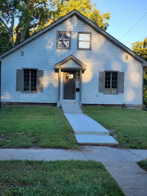Walking Distance to Aggieville, K-State, and City Park!