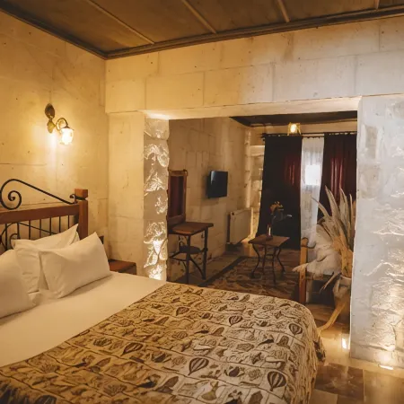Çavuşin Cave House-Cappadocia